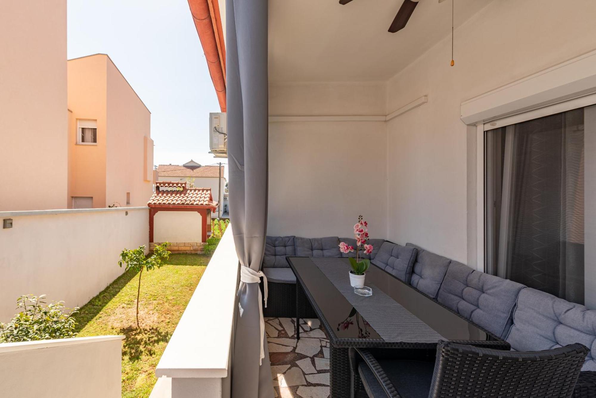 Floyd Apartment Bibinje Ngoại thất bức ảnh
